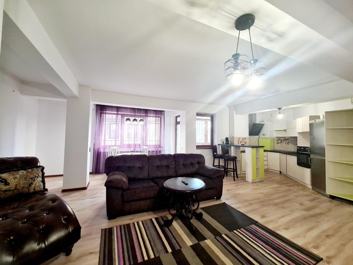 R.O.S.E. Apartment Constanta Exterior photo