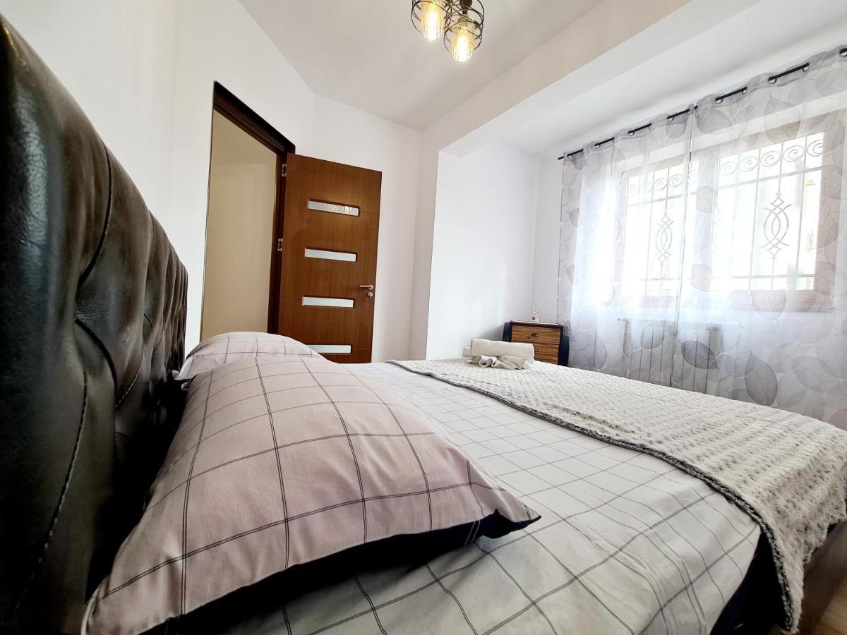R.O.S.E. Apartment Constanta Exterior photo